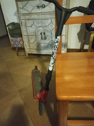 Patinete infantil rojo