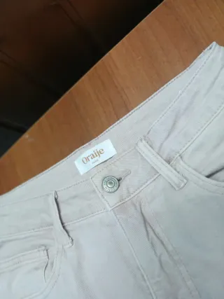 Pantalón vaquero Oraiçe Paris beige 100% algodón