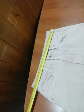 Pantalón vaquero Oraiçe Paris beige 100% algodón