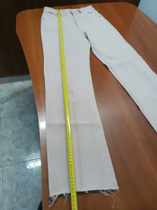 Pantalón vaquero Oraiçe Paris beige 100% algodón