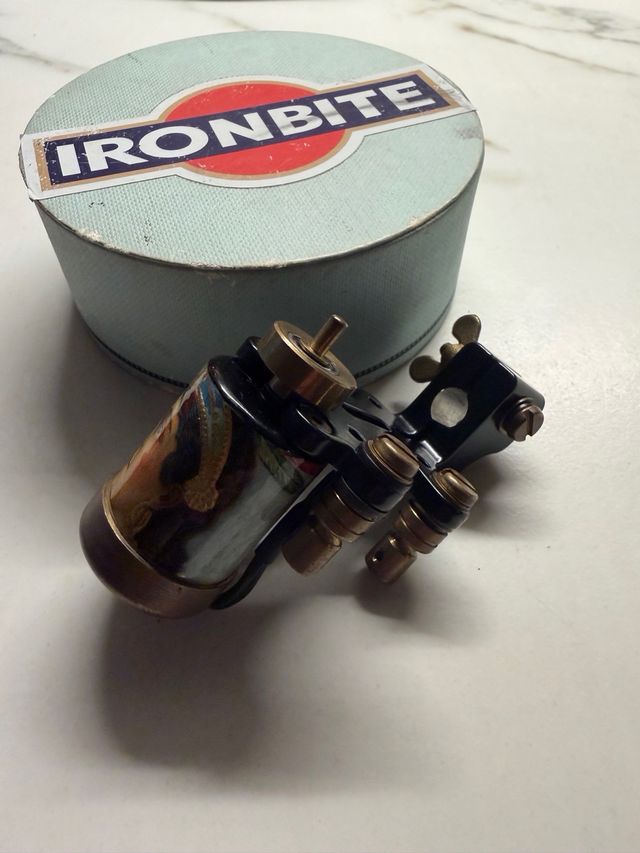 Máquina Rotativa Tattoo Ironbite