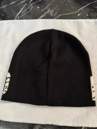 Berretto Moschino nero e bianco