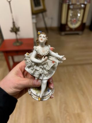 Bambola ballerina Capodimonte in porcellana