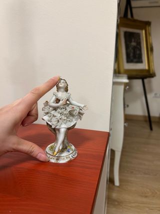 Bambola ballerina Capodimonte in porcellana