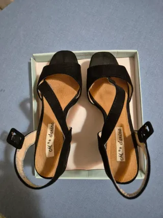 Sandalias de tacón negras