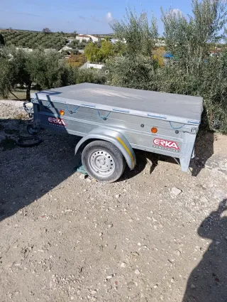 Remolque ERKA de aluminio