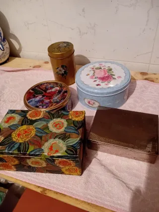 Lote de 4 Cajas Decorativas Metálicas
