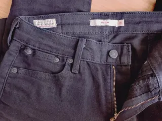 Levi's 712 Slim Fit Jeans Negros T26x30