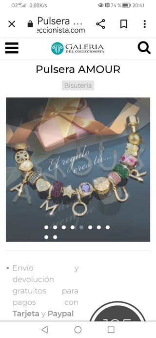 Caja con reloj y colgantes