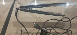 Plancha de pelo GHD Gold Negra y Dorada