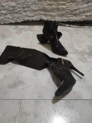 Stivali dorati eleganti da sera