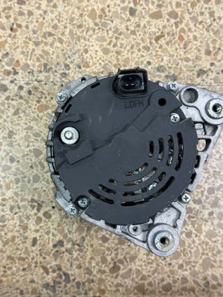 Alternador Audi A4 2001