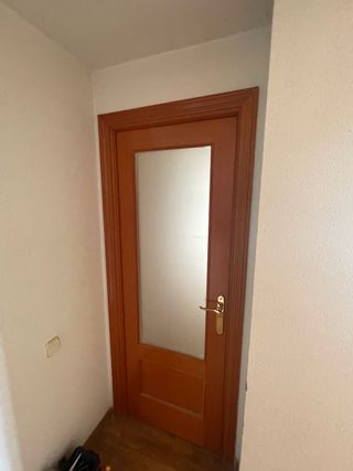 Puerta de paso madera con cristal