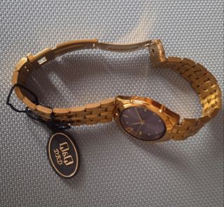Reloj Q&Q Dorado Acero Inoxidable quartz