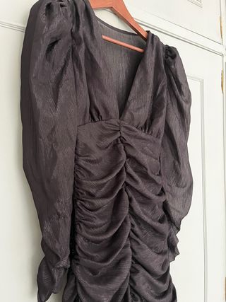 Vestido de fiesta negro con drapeado