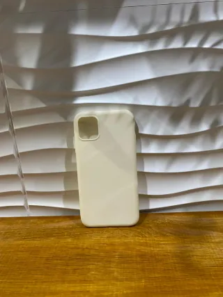 Fundas iPhone 11 4€ la unidad y 20€ lote