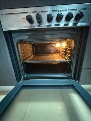 Vitrocerámica Teka con horno