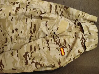 Chaqueton  árida Pixelado + Forro Polar EA