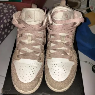 Nike Jordan 1 Mid Rosa/Bianco Taglia 35