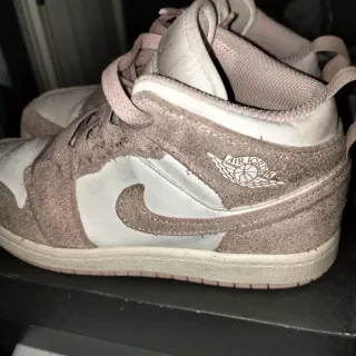 Nike Jordan 1 Mid Rosa/Bianco Taglia 35