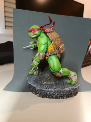 Figura Raphael Resina Pintada a Mano