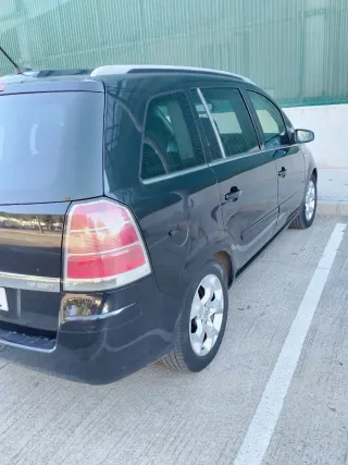 Opel Zafira 2005