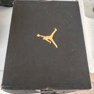 Nike Jordan 1 mid Taglia 35