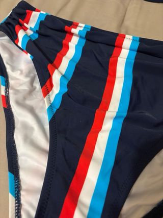 Bañador rayas azul, rojo y blanco