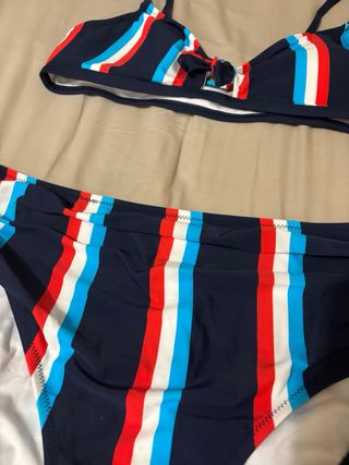 Bañador rayas azul, rojo y blanco