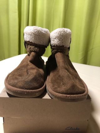 Botines de descanso marrones