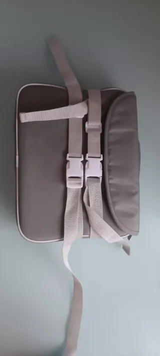 Trona de viaje Bebeconfort gris