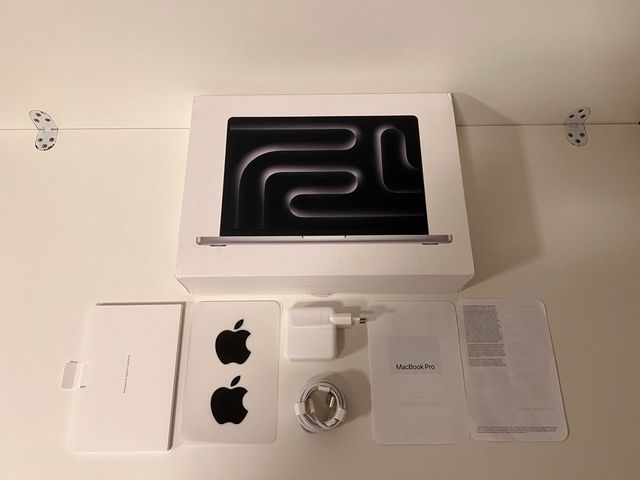 IMPOLUTO | MacBook Pro M3 512GB Argento + Fattura