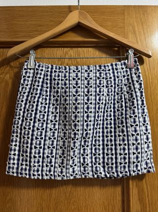 Falda cuadros azul y blanco