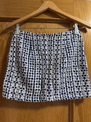 Falda cuadros azul y blanco