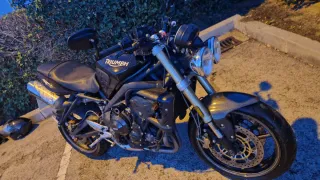 Triumph Street Triple
