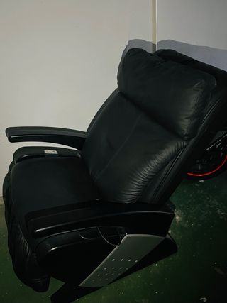 Sillón de masaje Keyton piel negra