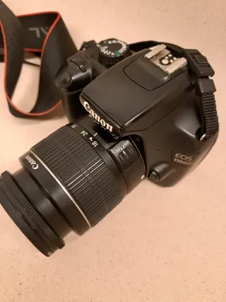 Cámara Canon EOS 1100D Negra