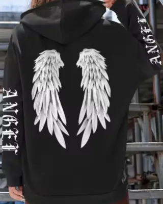 Sudadera Negra con Capucha y Estampado Angel