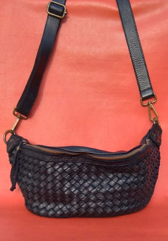 Borsa marsupio pelle intrecciata