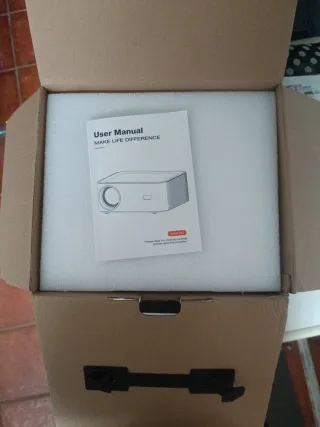 Proyector Portátil 15000L 4K Netflix