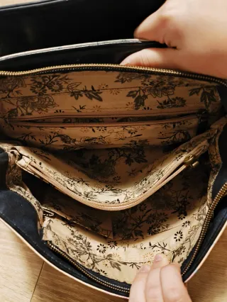 Bolso estampado bailarina y flores