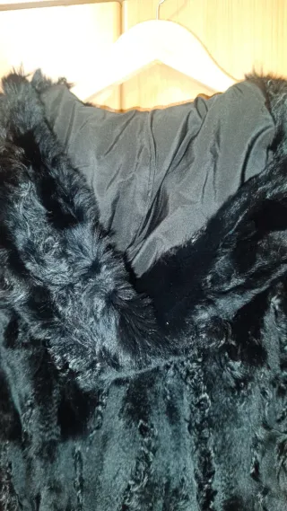 Chaleco de piel negro