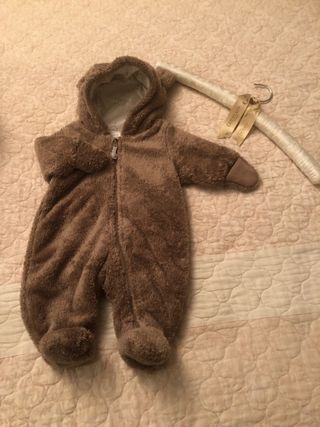 Buzo bebé invierno peluche, 50 cm