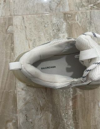 Balenciaga Triple S Gris y Blanco