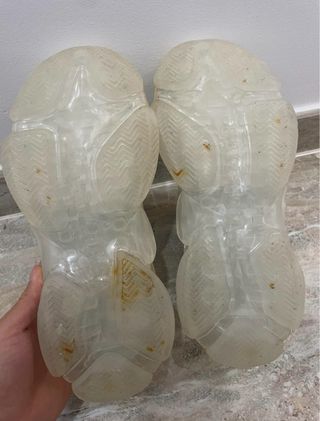 Balenciaga Triple S Gris y Blanco