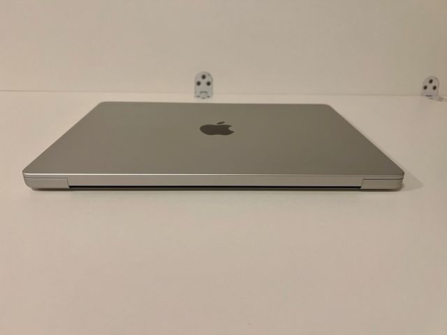 Occasione | MacBook Pro M3 512GB Argento + Fattura