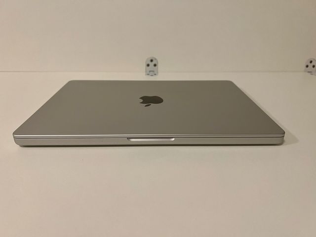 Occasione | MacBook Pro M3 512GB Argento + Fattura