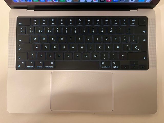 Occasione | MacBook Pro M3 512GB Argento + Fattura