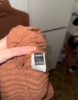 Vestidos de punto cuello alto