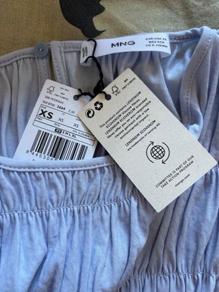 Top Mango nuevo con etiquetas